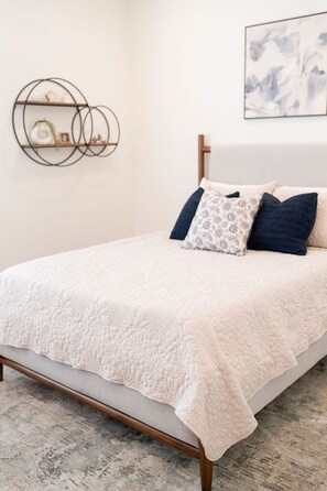 5 dormitorios, tabla de planchar con plancha, wifi y ropa de cama