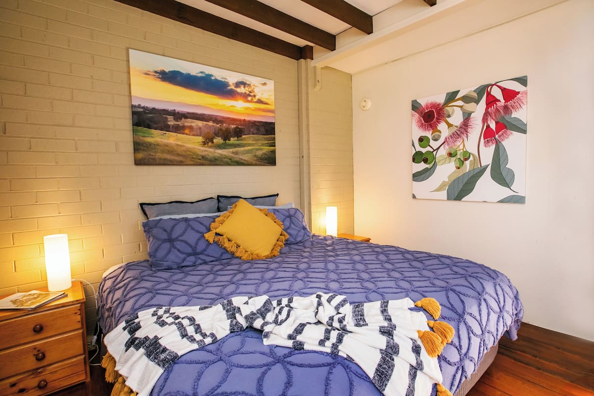 Standard Studio Suite, Patio, Mountain View