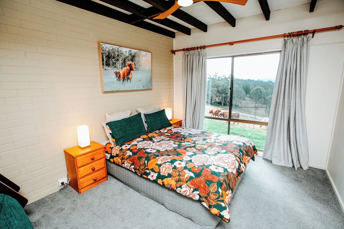 Family Apartment, Patio, Mountain View