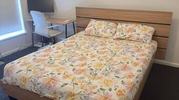 1 bedroom, iron/ironing board, WiFi, bed sheets