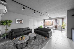 บริเวณนั่งเล่น