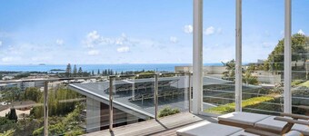 Coastal Panorama - Spectacular Views, Sleeps 8