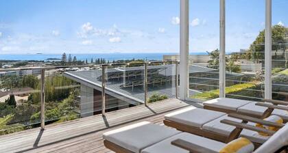 Coastal Panorama - Spectacular Views, Sleeps 8