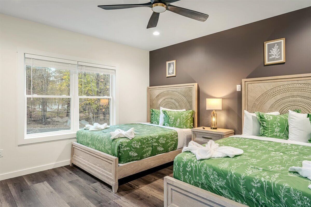 10 bedrooms, iron/ironing board, travel cot, free WiFi