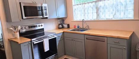 Microwave, oven, stovetop, dishwasher