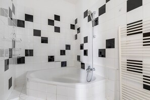 Hair dryer, towels