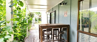 Tamarillo Bach - Your Relaxing Beach Escape in Coopers Beach