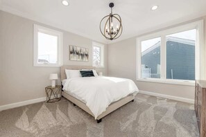 6 chambres, fer et planche à repasser, lit de bébé portatif, Wi-Fi