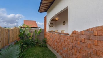 Huvila, yksityinen uima-allas | Terassi/patio