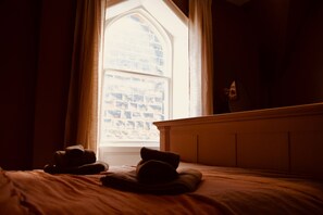 3 chambres, fer et planche à repasser, Wi-Fi, literie fournie