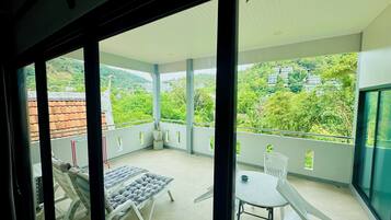 Penthouse Keluarga, pemandangan gunung | Balkon