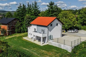 Exterior - Plitvice Lakes Apartments and Rooms 1, Plitvice Lakes - Irinovac, Croatia (Plitvice Lakes - Irinovac)