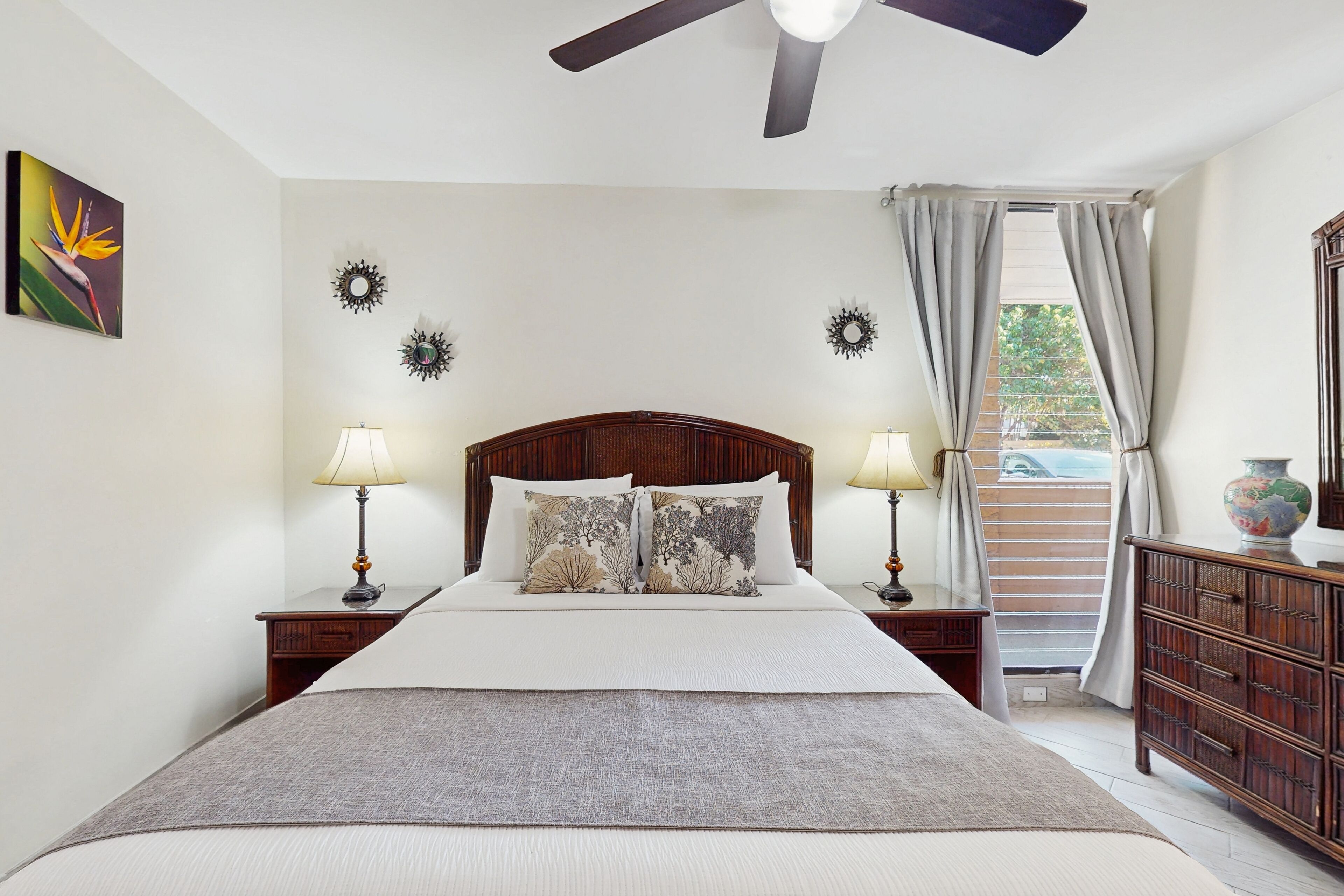 1 bedroom, iron/ironing board, internet, bed sheets