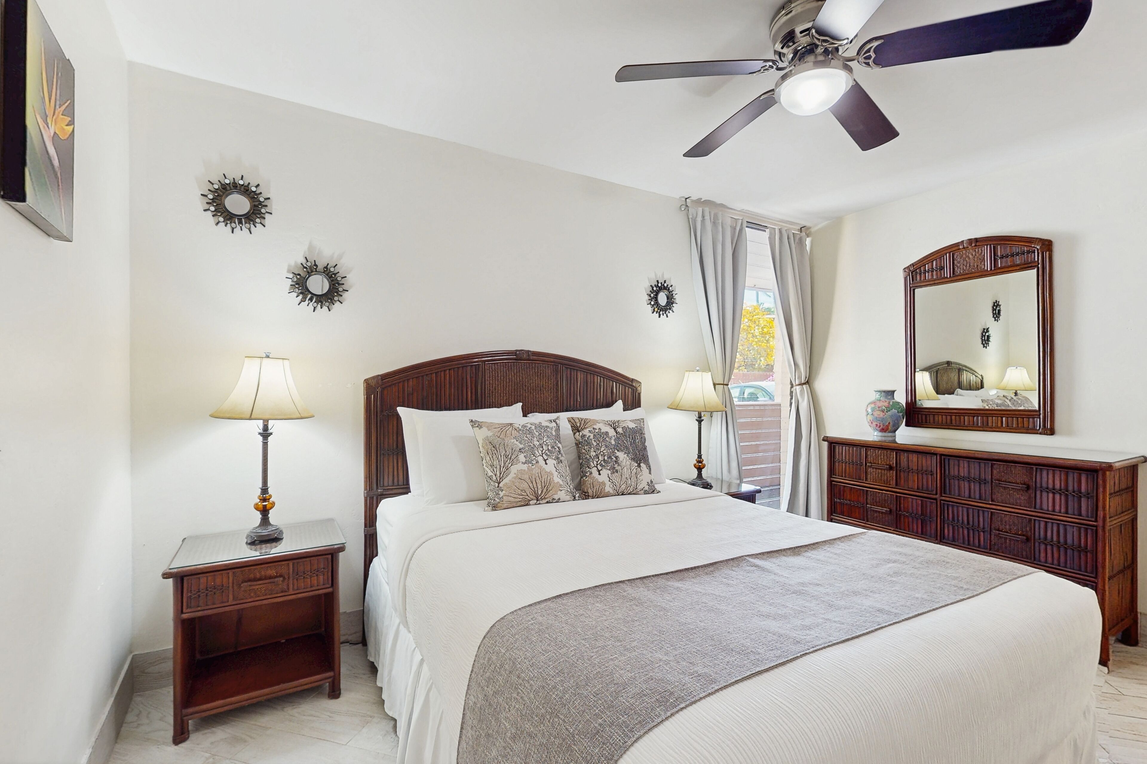 1 bedroom, iron/ironing board, internet, bed sheets