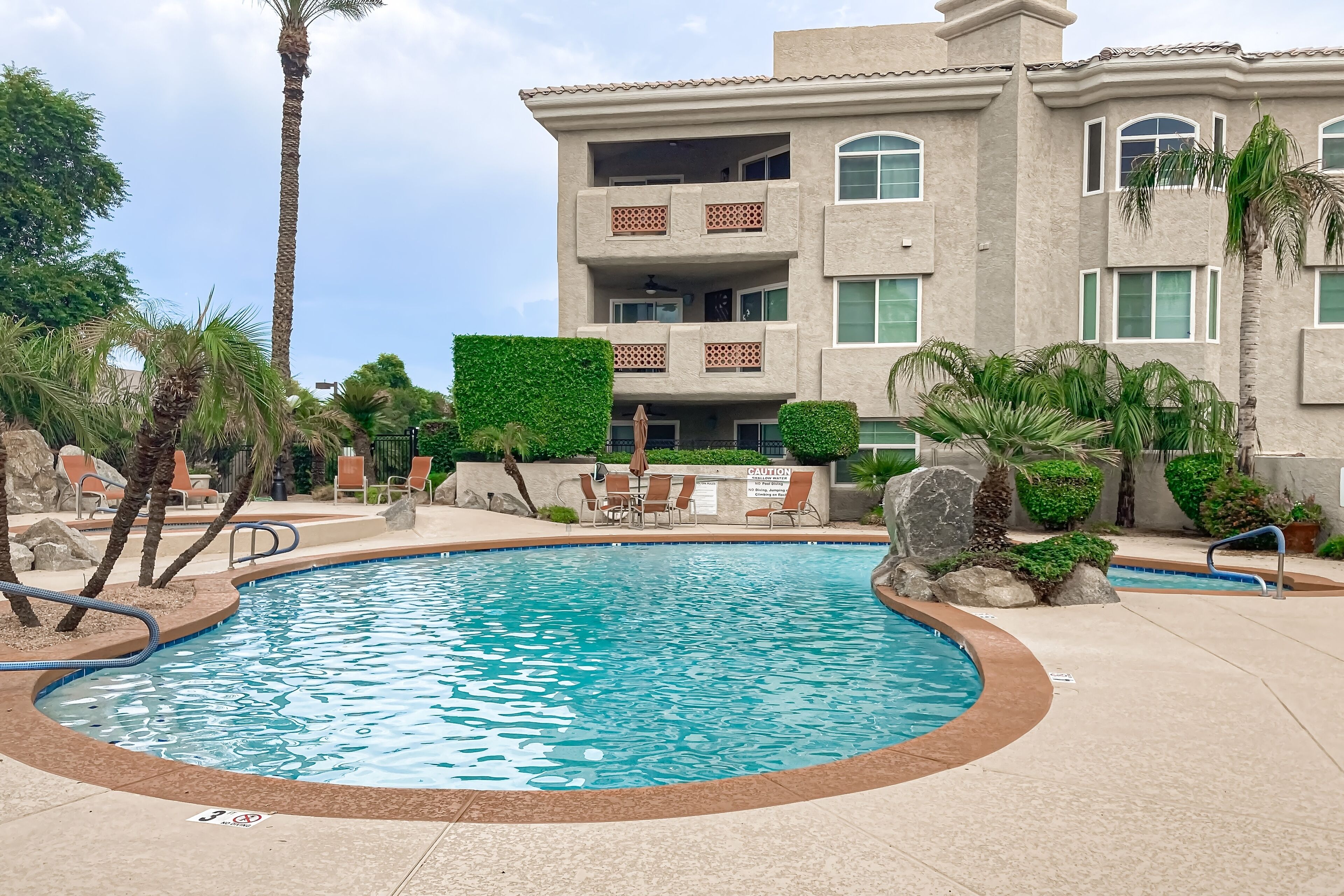 Et oppvarmet basseng