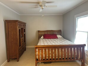 3 bedrooms, WiFi, bed sheets