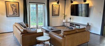 The Podium - Oatlands Accommodation - Tasmanian Cottage