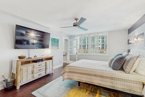 2 bedrooms, iron/ironing board, internet, bed sheets