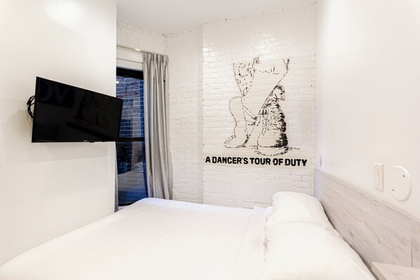 1 bedroom, iron/ironing board, free WiFi, bed sheets