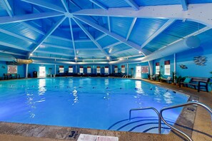 Piscine intérieure, piscine chauffée