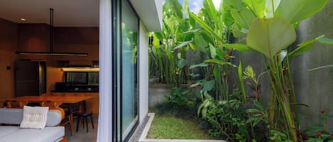 Superior Villa, Pool View | Pemandangan taman