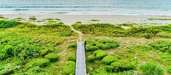 What is missing from this Oceanside vacation  paradise?“YOU”