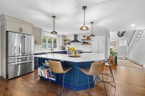 Fridge, microwave, oven, stovetop - KPT | The Salt Pine House (House Only) (Kennebunkport)