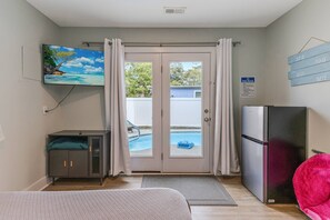 Luokittelematon kuva, 4 kautta 49, painike