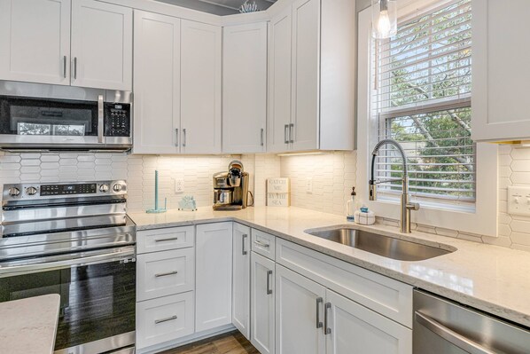 Unclassified image, 1 of 49, button