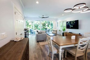 Smart-tv en een kantoor