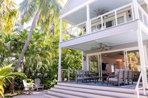 Terrace/patio - Fairway Oasis (Key West)