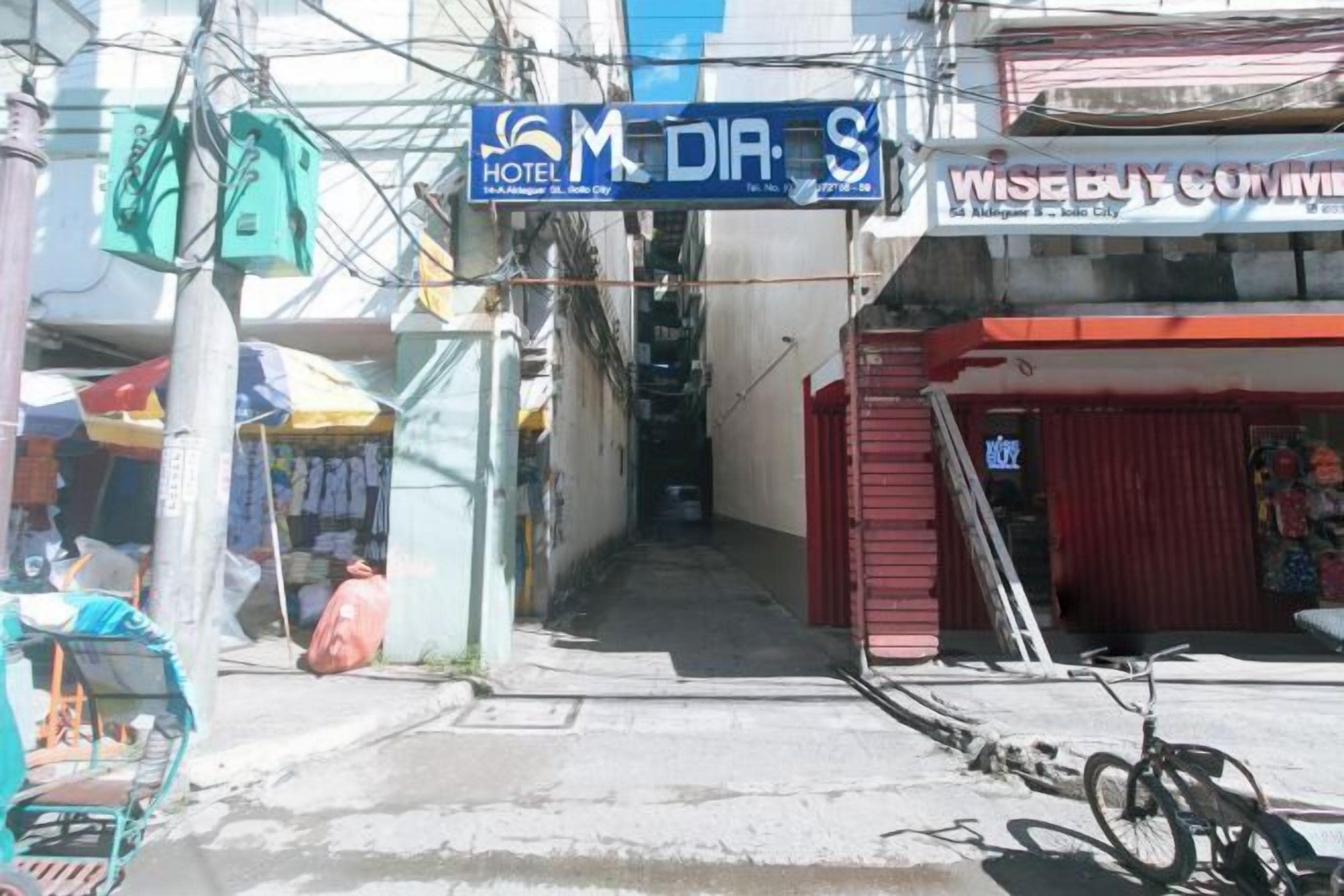 المنشأة من الخارج