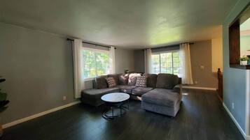 Televisio, pöytätennispöytä