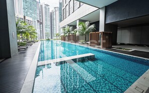 2 outdoor pools - Pavilion Ceylon Hill by Airhost (Kuala Lumpur)