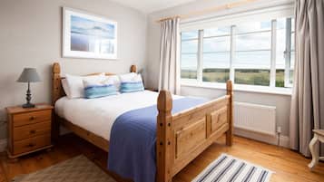 3 bedrooms, individually decorated, individually furnished, free WiFi