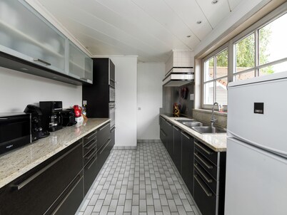 Top coastal villa with location close to beach