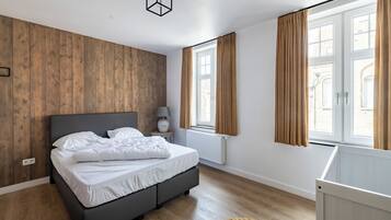 4 bedrooms, internet