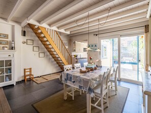 Dining - Charming fisherman's house in the center (Nieuwpoort)