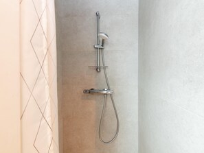 Dusche, Haartrockner