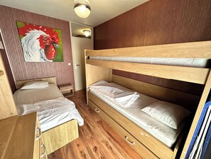 2 Schlafzimmer, Internetzugang