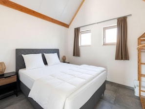 3 bedrooms, WiFi