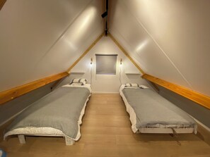 3 chambres, accès à Internet