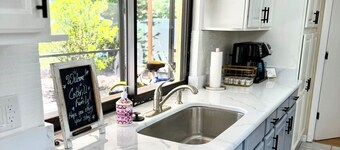 Heated Pool, Hot Tub, Fire Pit + RV/Boat Parking