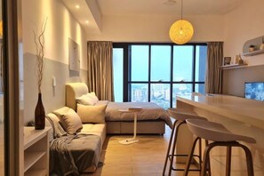 Unclassified image, 5 of 19, button - M city service suite KLCC (Kuala Lumpur)