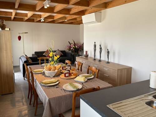 Holiday home by the sea, pets welcome