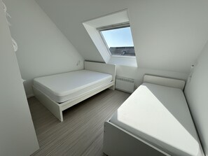 2 室のベッドルーム、WiFi