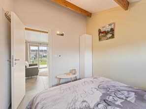 2 bedrooms, internet
