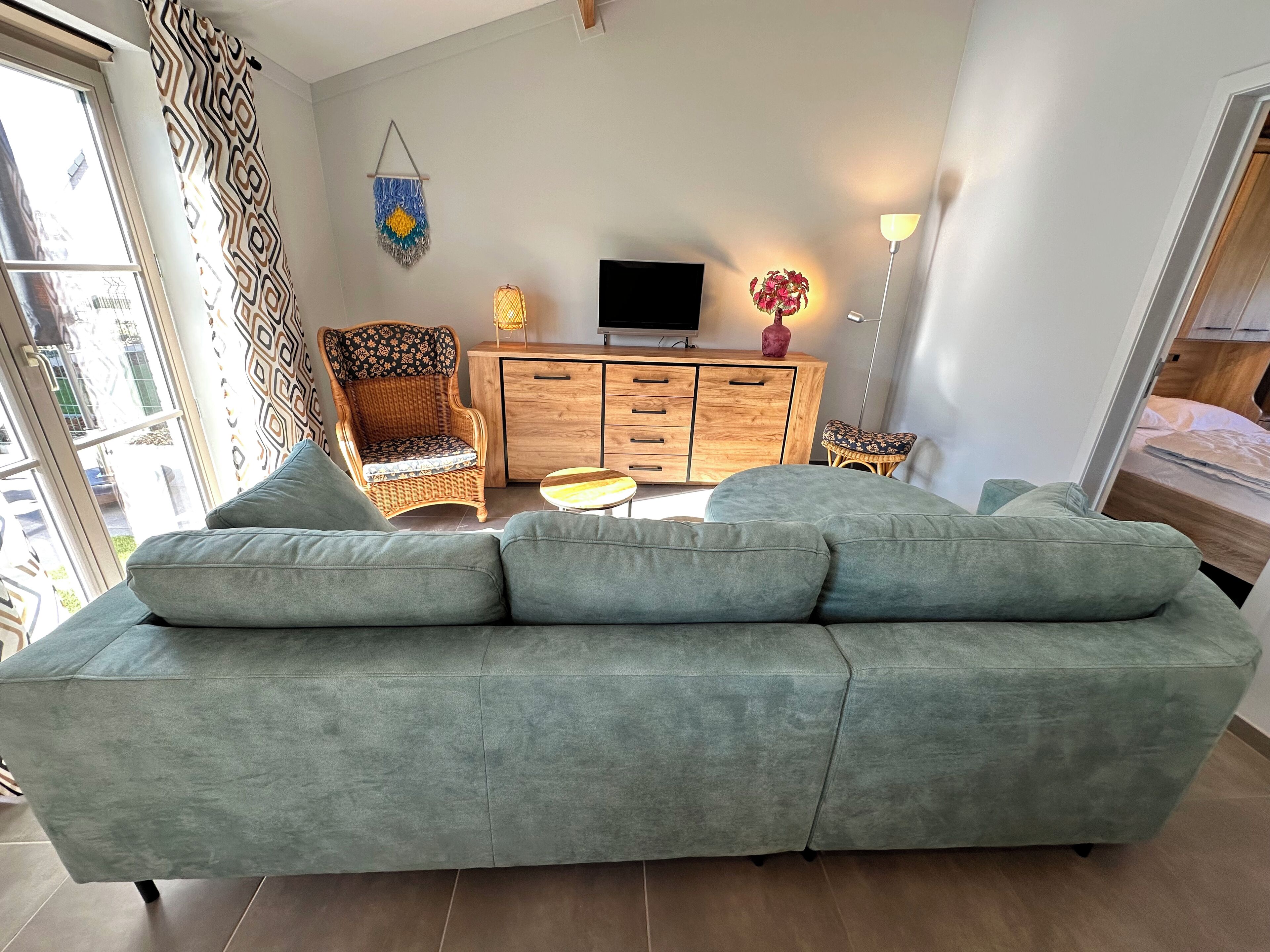 2 bedrooms, internet