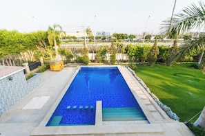 Classic Villa, Penyaman udara, Pool View | Kolam renang | Kolam renang terbuka