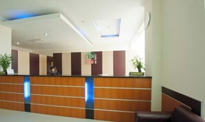 Lobby - Hotel Derawan Indah (Bugis)